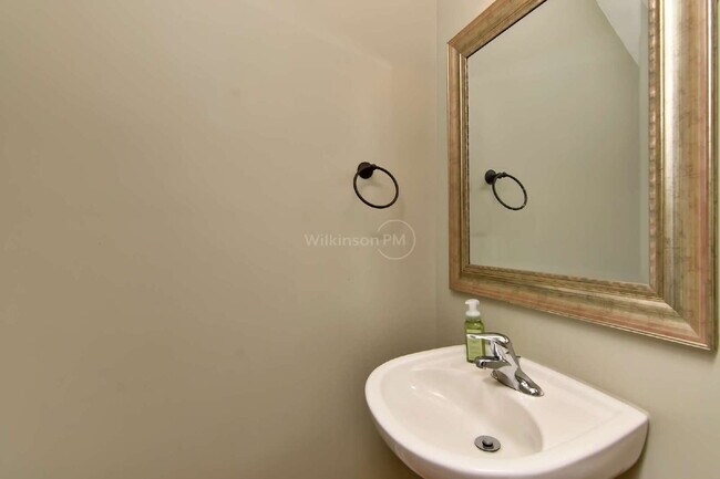 Building Photo - Charming 3-Bedroom in Arbor Croft with Out...