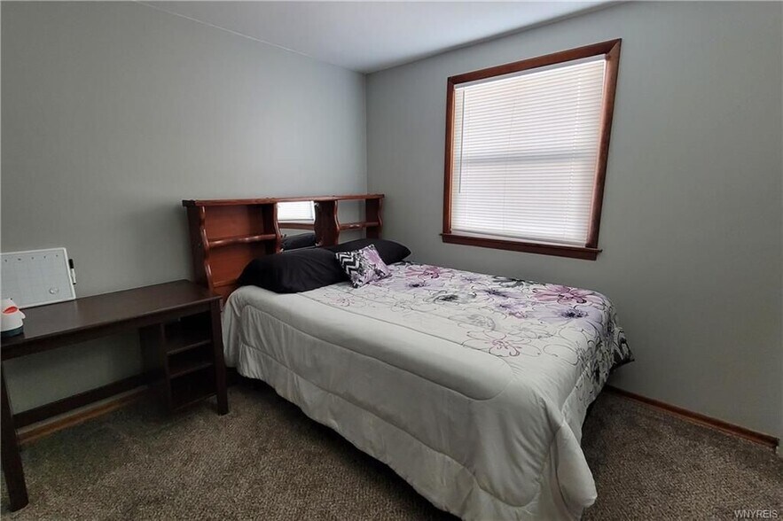 Building Photo - 51 Audet Dr