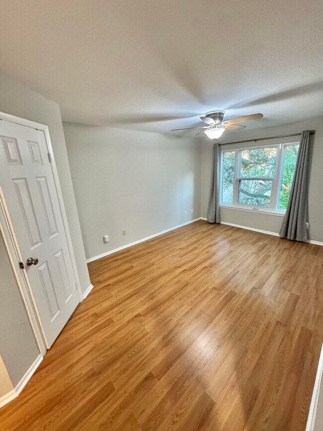 Building Photo - 1745 Palm Cove Blvd