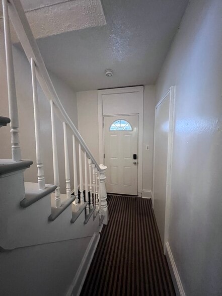 Building Photo - 2636 N Richards St