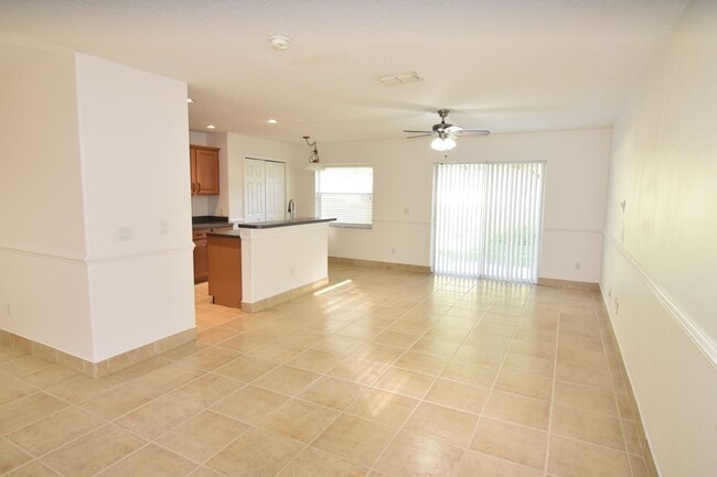 Building Photo - 954 Coquina Rock St