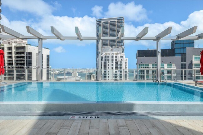 Building Photo - 1100 S Miami Ave