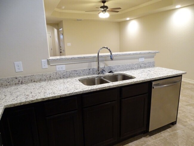 Building Photo - 6411 Luglio Ln