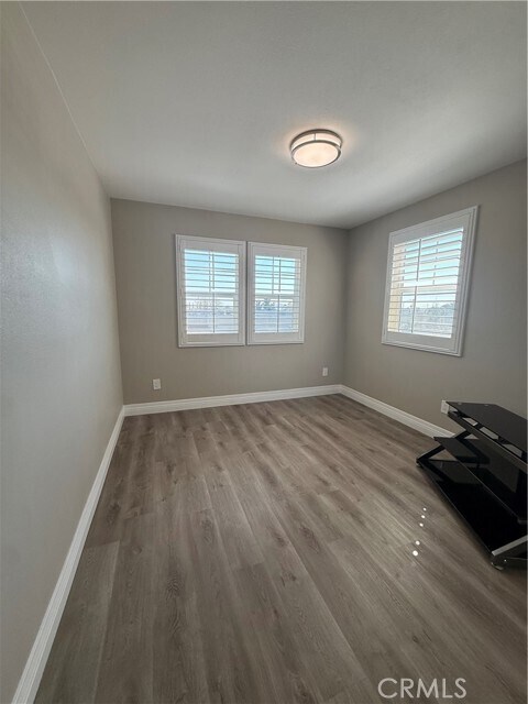 Building Photo - 654 W Margarita Dr