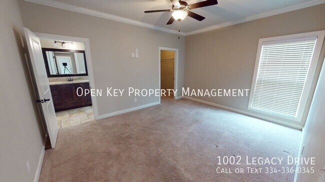 Building Photo - 1002 Legacy Dr