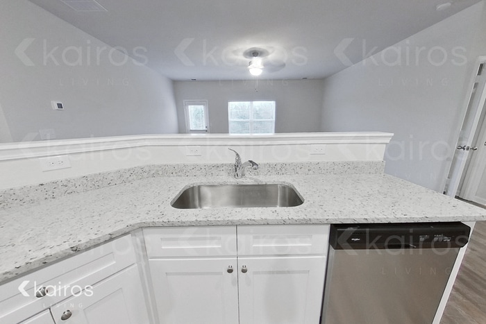 Building Photo - 3559 Bridgewood Dr