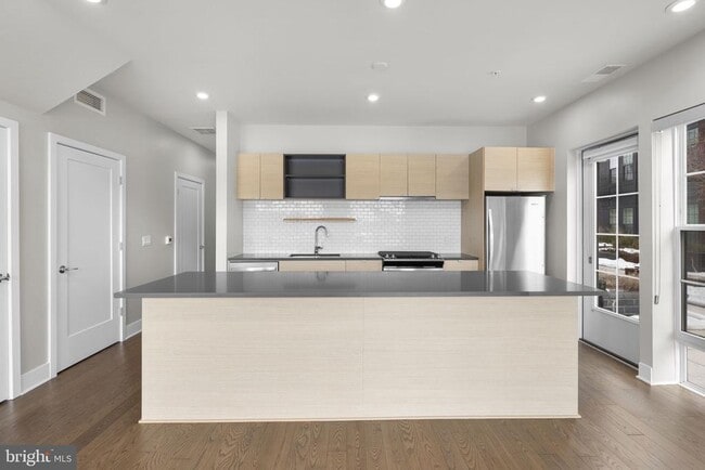 Building Photo - 502 Diamondback Dr