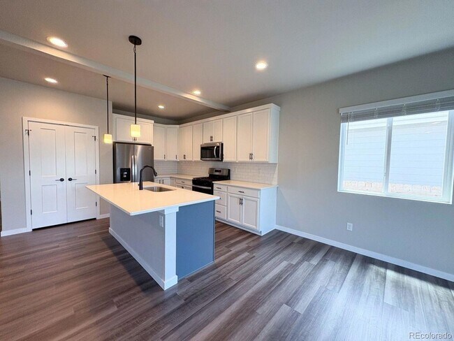 Building Photo - 22325 Cattlemen Run