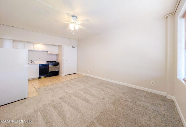 Building Photo - 311 W Ashley St