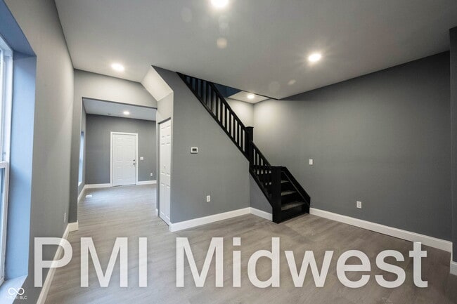 Building Photo - 117 N Colorado Ave