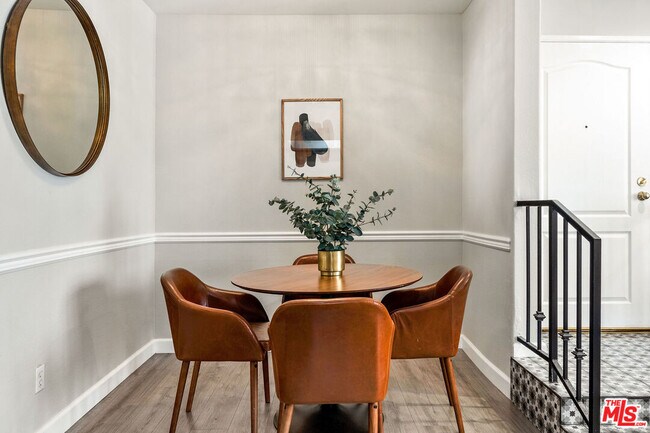 Dining Area - 7120 La Tijera Blvd