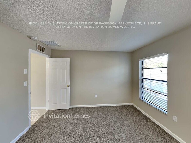 Building Photo - 280 Millstone Dr