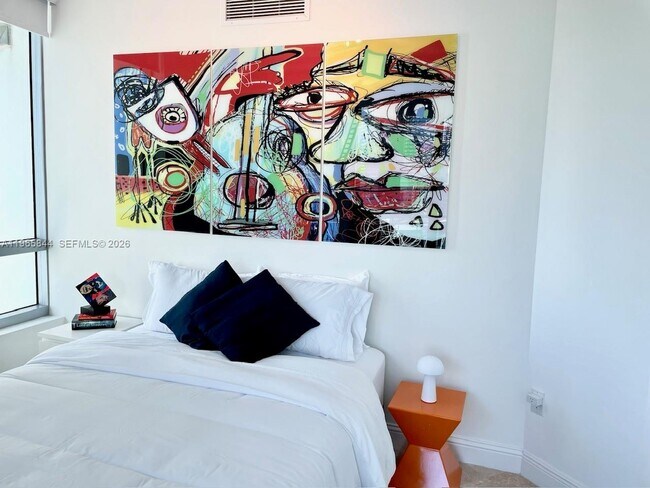 Building Photo - 350 S Miami Ave