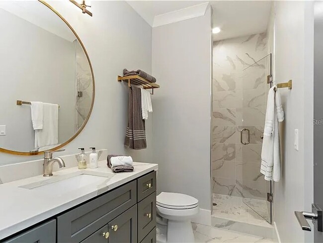 Building Photo - Exquisite 4-Bed, 5.5-Bath Executive Retrea...