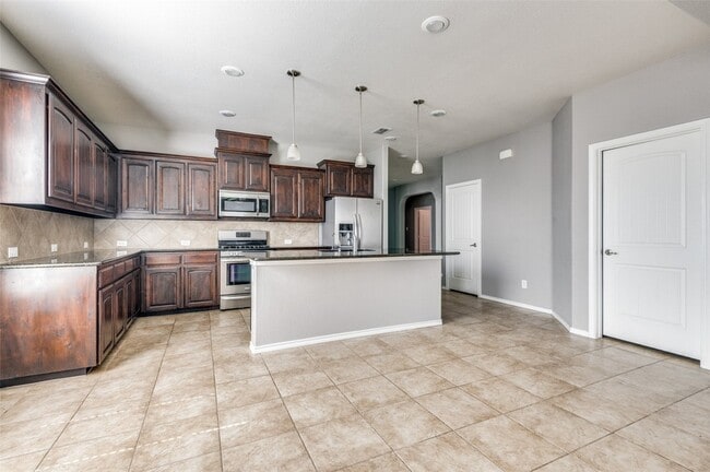 Building Photo - 1733 Kachina Lodge Rd