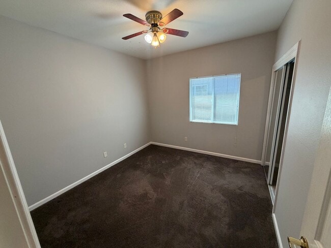 Building Photo - 3 bedroom + office | 2 bathroom | Single family home