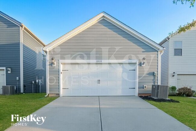 Building Photo - 11939 Hambright Rd