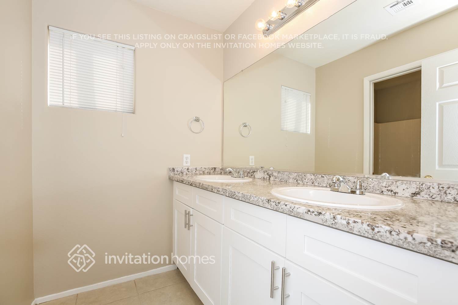 Building Photo - 7825 Strong Water Ct