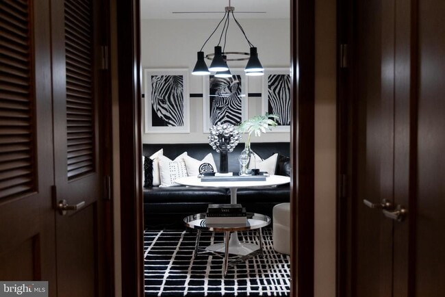 Building Photo - 300 International Drive