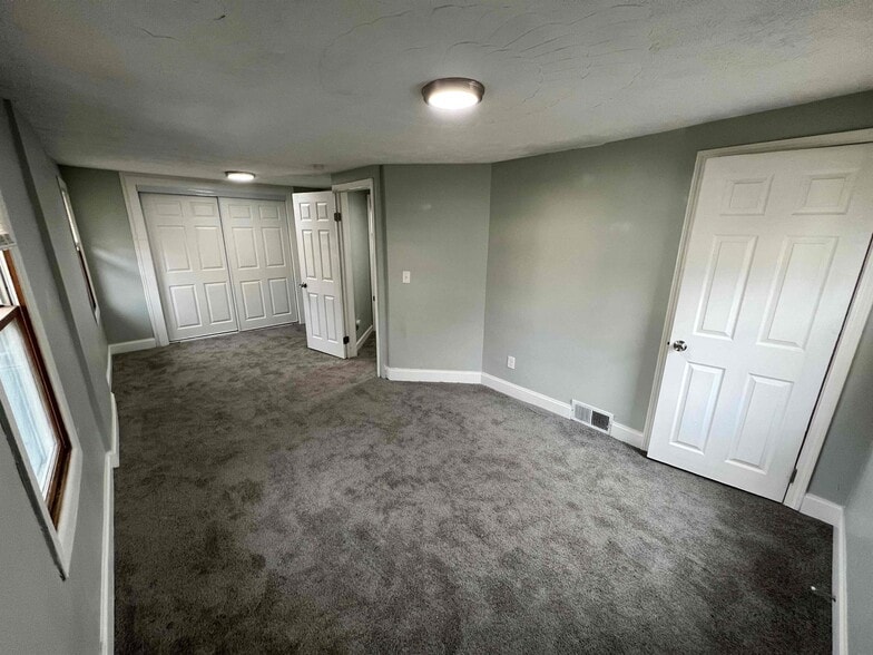 Building Photo - 960 Lawton St