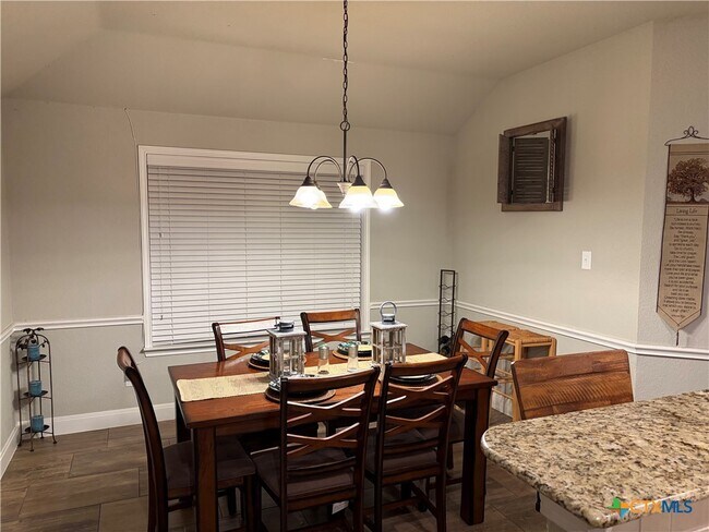 Building Photo - 8205 Salt Mill Hollow Dr