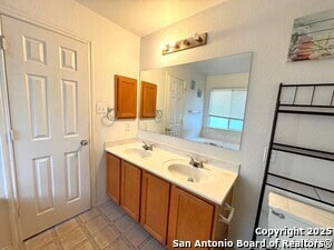 Building Photo - 6207 Amherst Bay