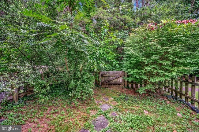 Building Photo - 455 Ridgemore St