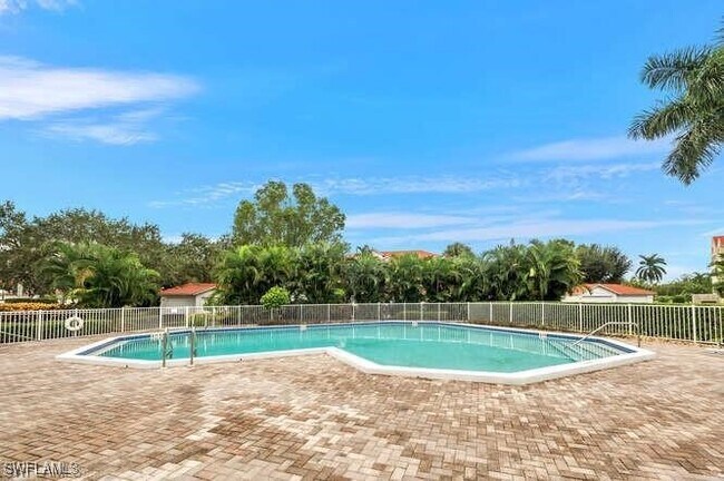 Building Photo - 4650 Yacht Harbor Dr
