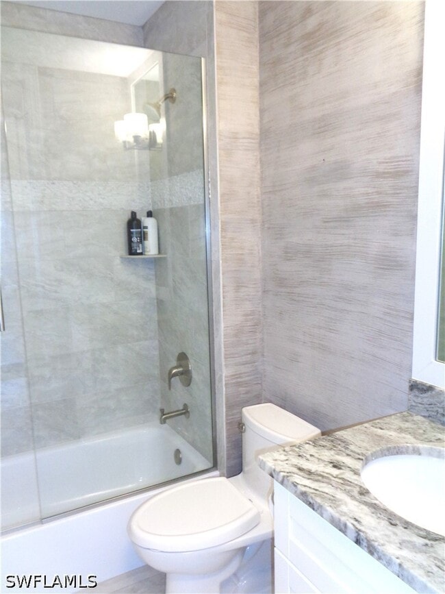 Building Photo - 575 El Camino Real