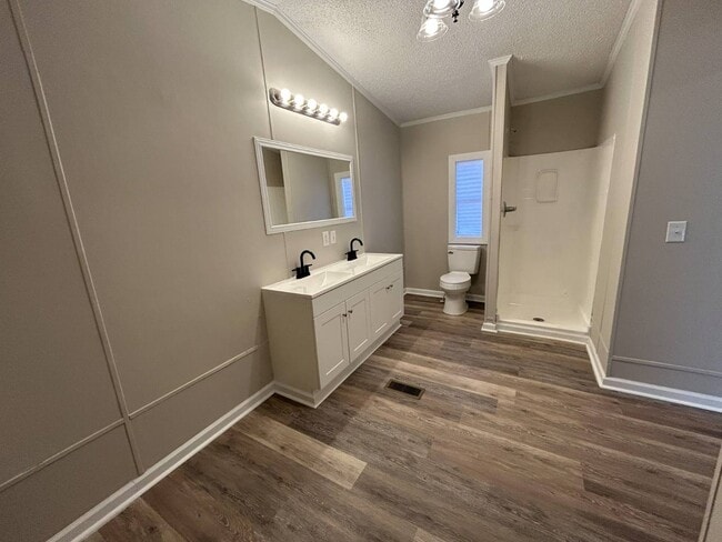 Building Photo - 52 White Oak Village