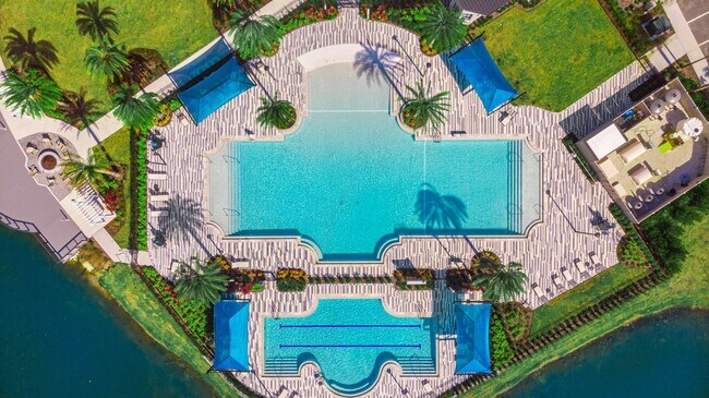 Building Photo - Luxurious Solar Powered 4 Bedroom, 3 Bath Waterfront Home with office & Upgrades Galore!