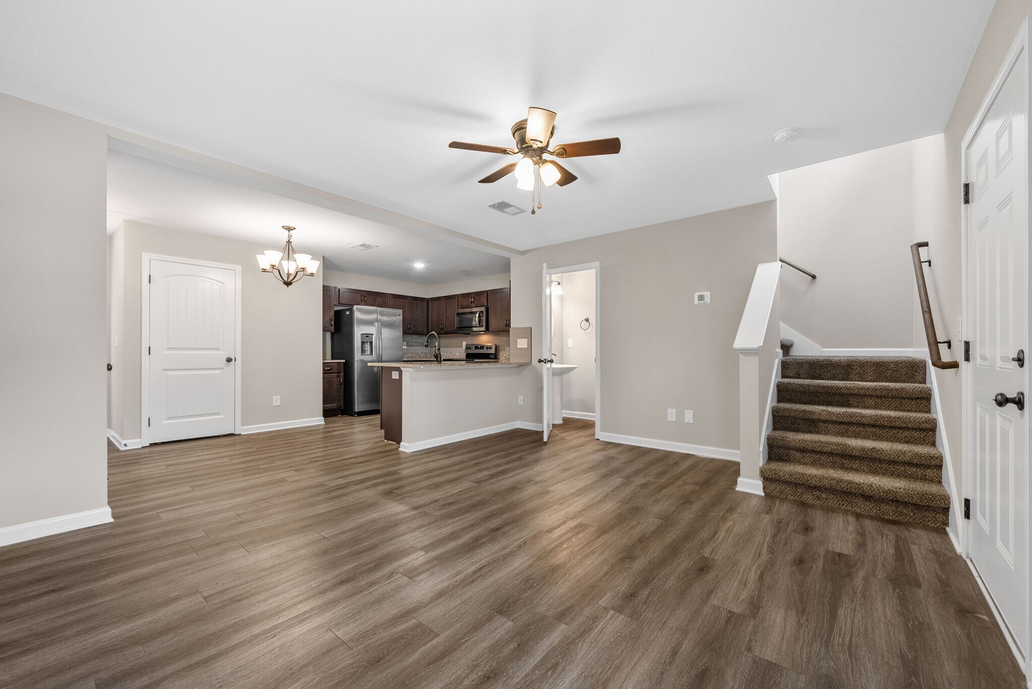 Building Photo - 428 Glenstone Springs Dr