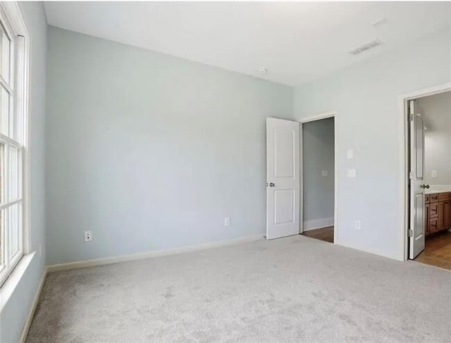 Building Photo - 845 Botanica Way