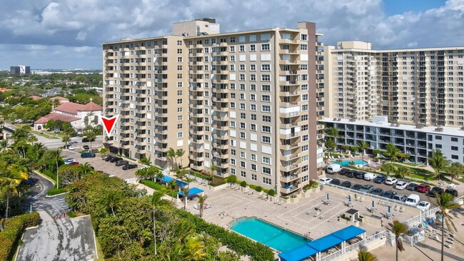 Building Photo - 2000 S Ocean Blvd