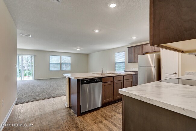 Building Photo - 3307 Lawton Pl
