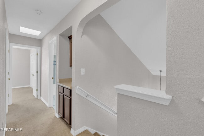 Building Photo - 11330 Loma Del Sol Dr