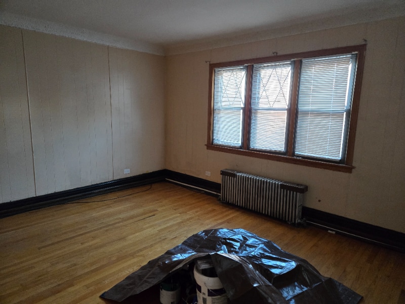 Building Photo - 6319 S Central Ave