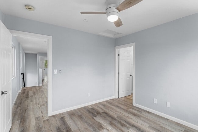 Building Photo - Stunning Remodeled 3-Bed, 3.5-Bath Home with Two Kitchens & Expansive Private Driveway in La Mesa!