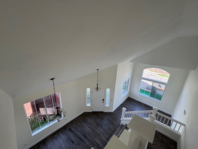 Building Photo - Beautiful 4 Bedroom House in Coffey Park A...