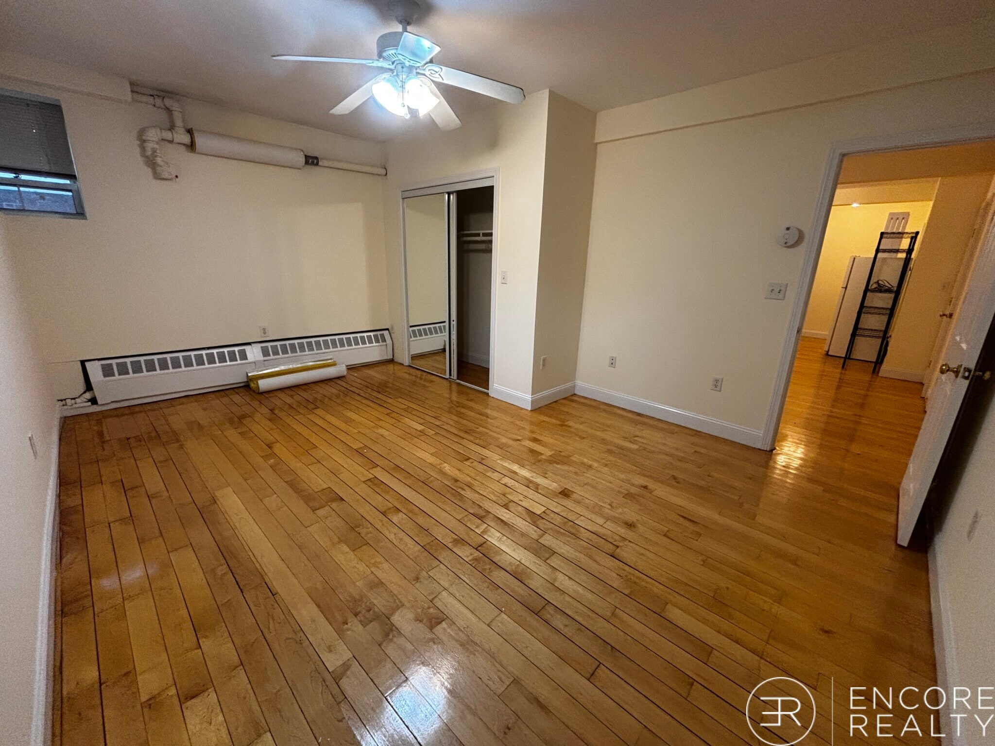 Building Photo - 1555 Beacon St