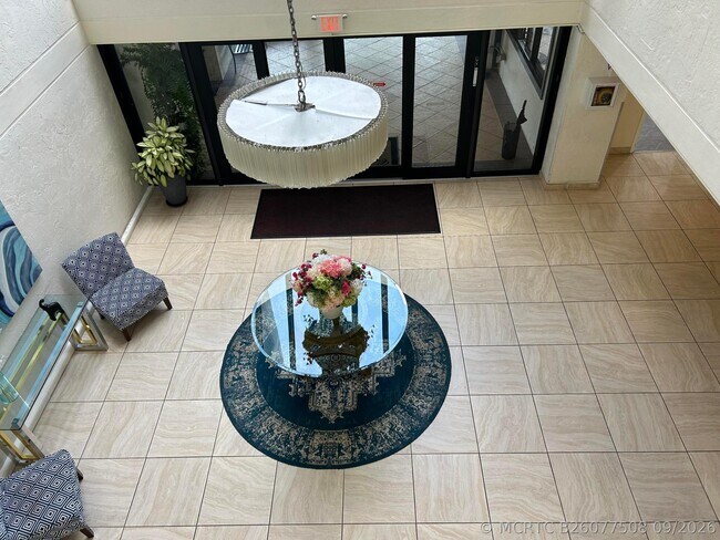 Building Photo - 16300 Golf Club Rd