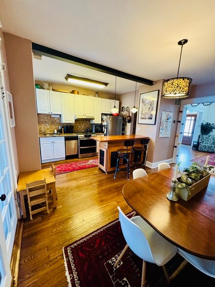 Building Photo - 1432 Montello Ave NE