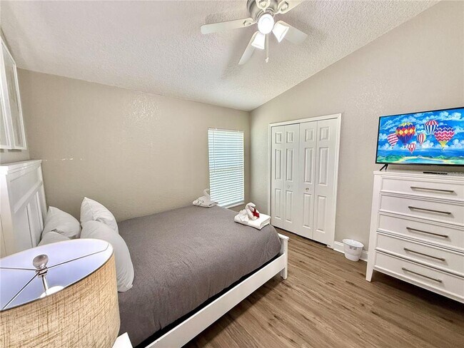 Building Photo - 102 Titan Dr