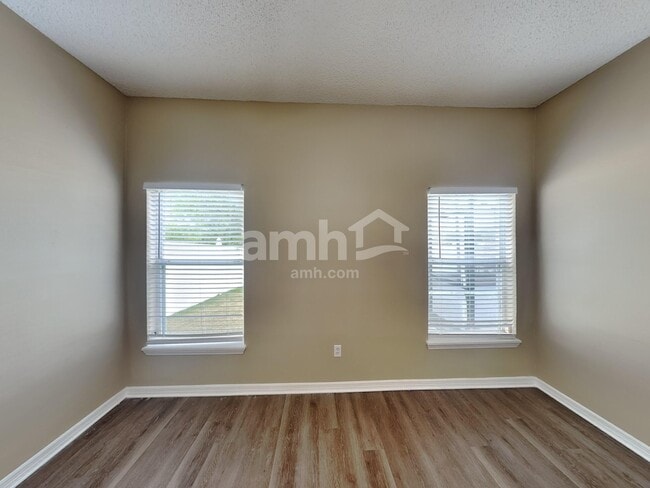 Building Photo - 4926 Waterside Pointe Cir
