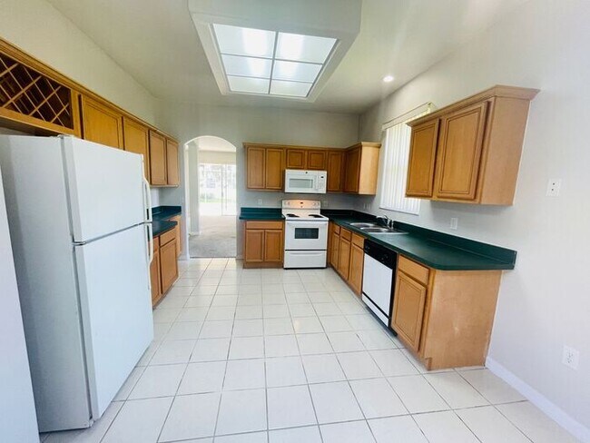 Building Photo - Coming soon!!!!-The Oaks-Pool Home-1738 Golfview Dr Kissimmee FL 34746
