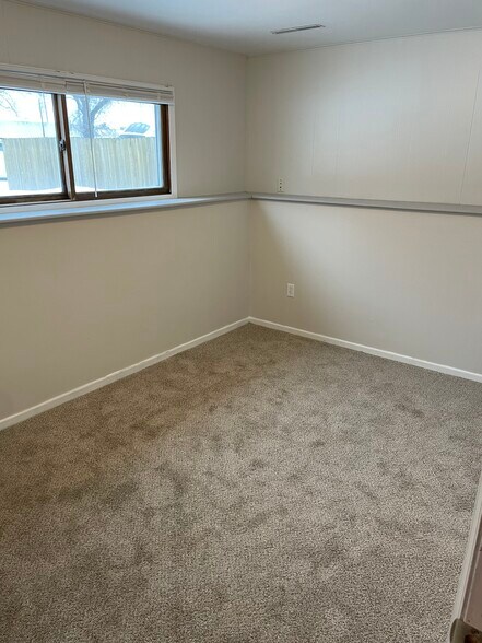 Building Photo - 444 29th Ave N