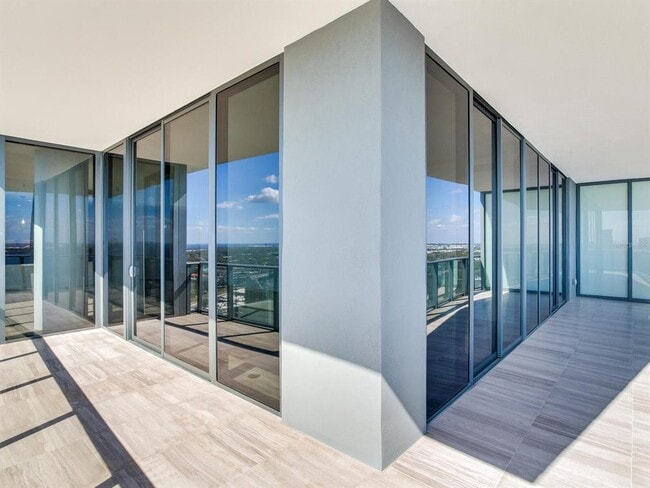 Building Photo - 3101 Bayshore Blvd