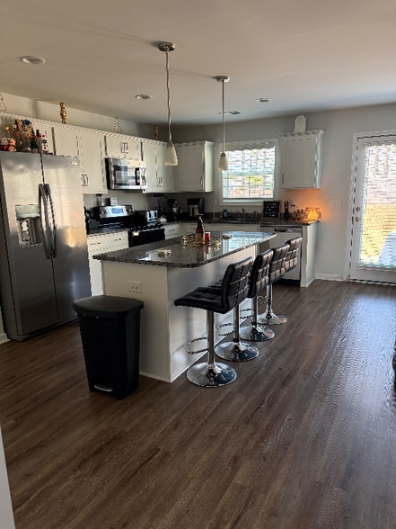 Building Photo - 255 Windfall Rd