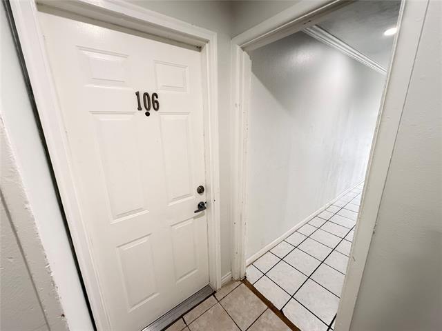 Building Photo - 4115 Douglas Ave