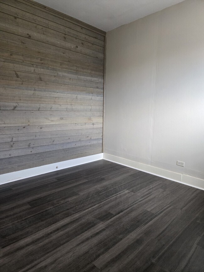 Building Photo - 1918 18th St